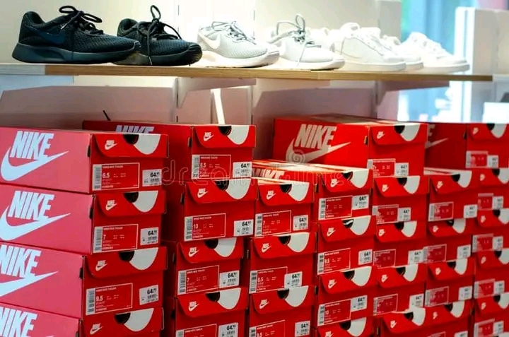 wholesale nike shoes pallets