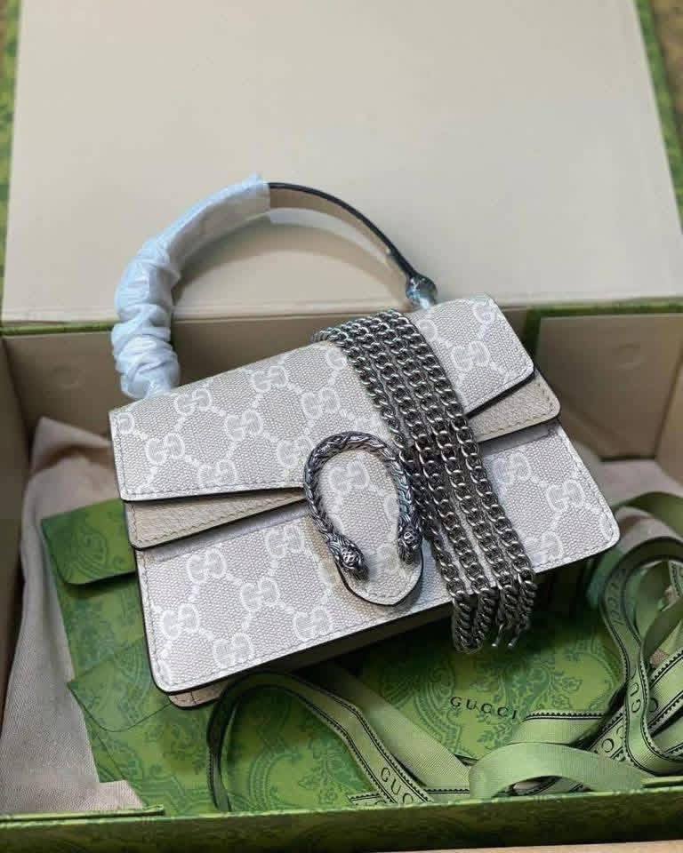 High-End Womens Handbags Pallets - Image 2