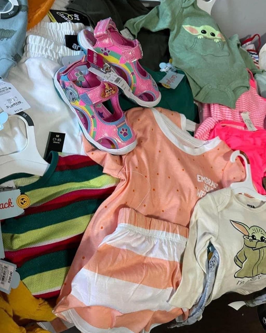 Children clothes pallets - Image 8