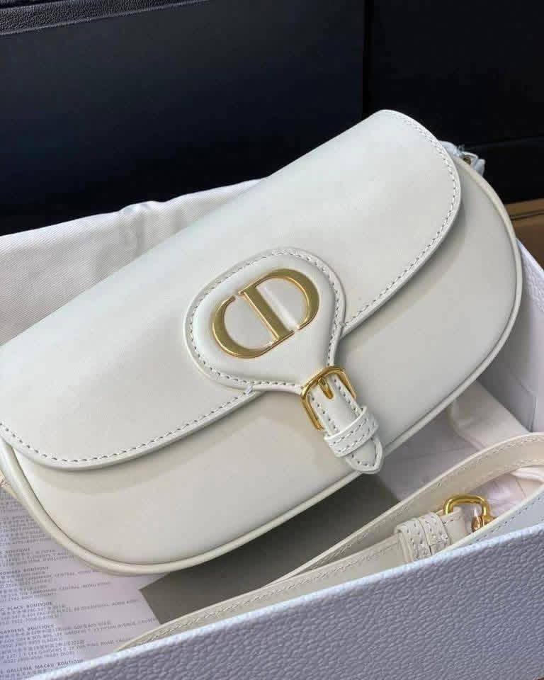 High-End Womens Handbags Pallets - Image 3