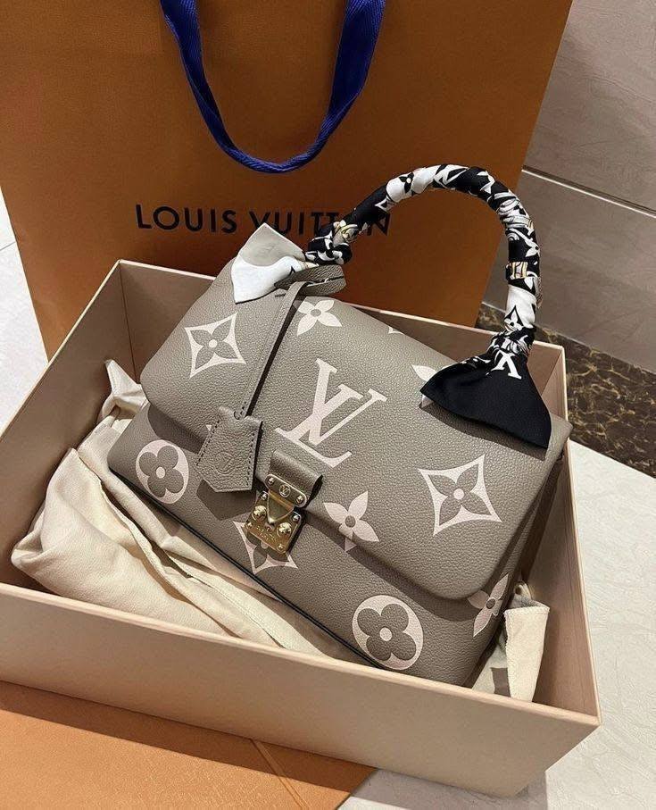 Louis Vuitton Handbags Pallet - Image 2