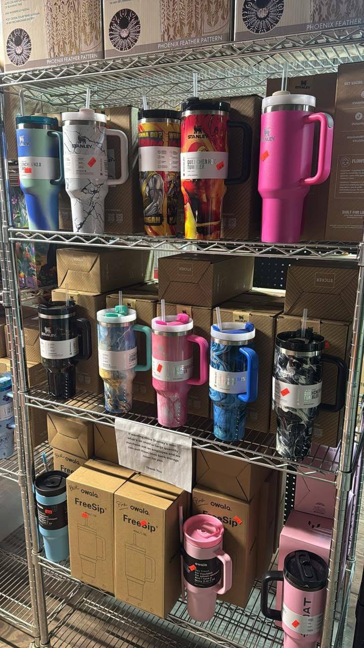 Stanley & Owala Cups Pallet - Image 3