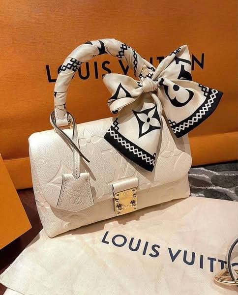 Louis Vuitton Handbags Pallet - Image 3