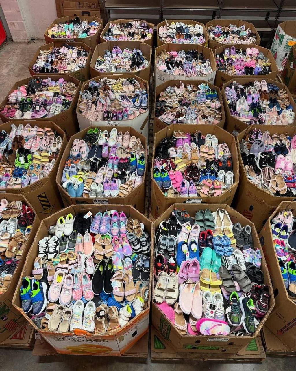 Target Kids Shoes Pallet - Image 3