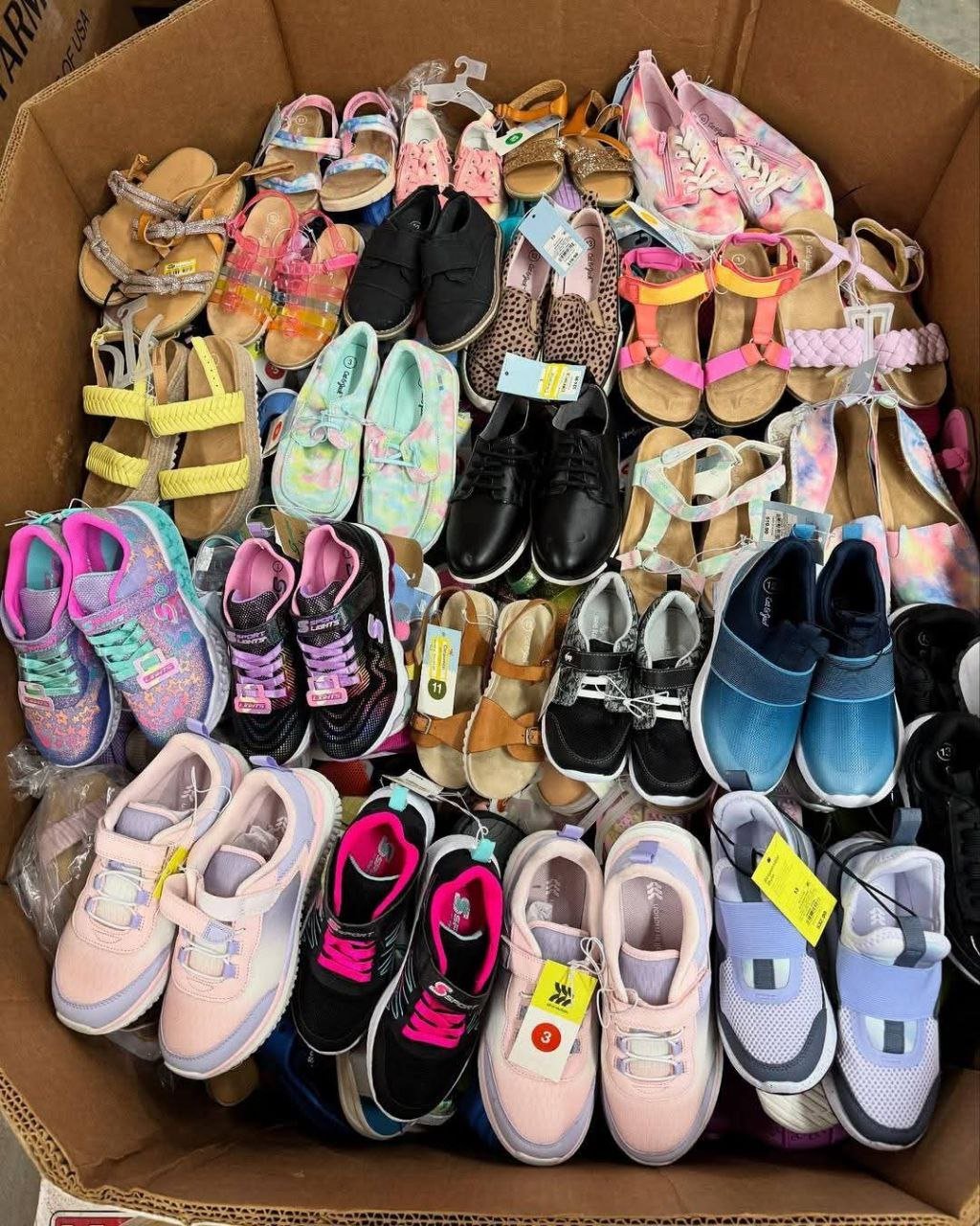 Target Kids Shoes Pallet - Image 4