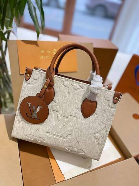 Louis Vuitton Handbags Pallet - Image 6