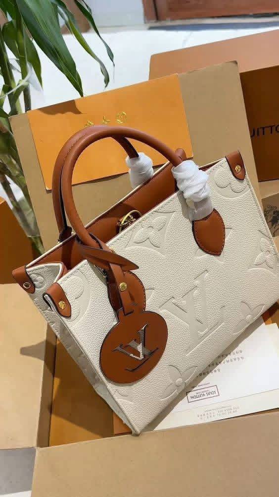 Louis Vuitton Handbags Pallet - Image 7