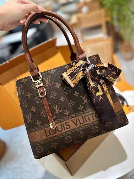 Louis Vuitton Handbags Pallet - Image 9