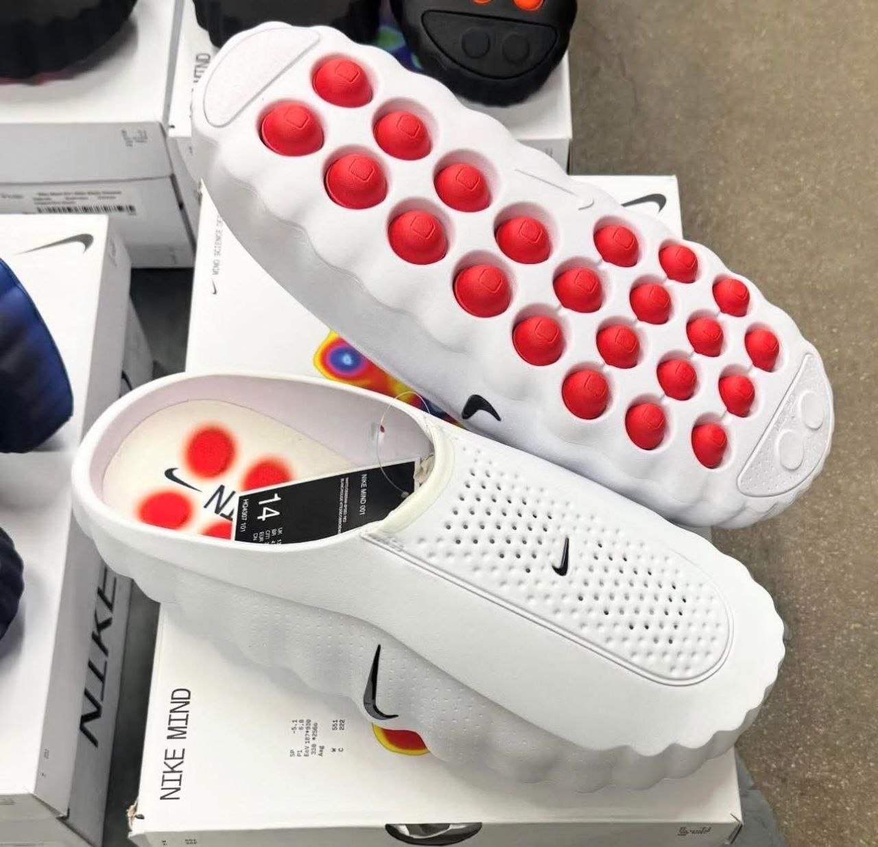 Nike Mind 001 Slide